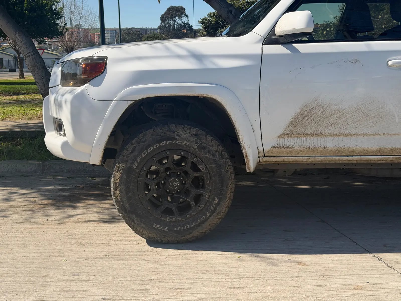 El flanco, de blanco a blanco — antes